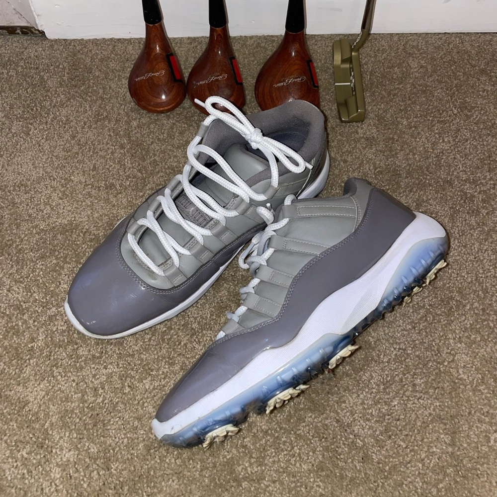 Jordan 11 Retro Low Golf - Cool Grey